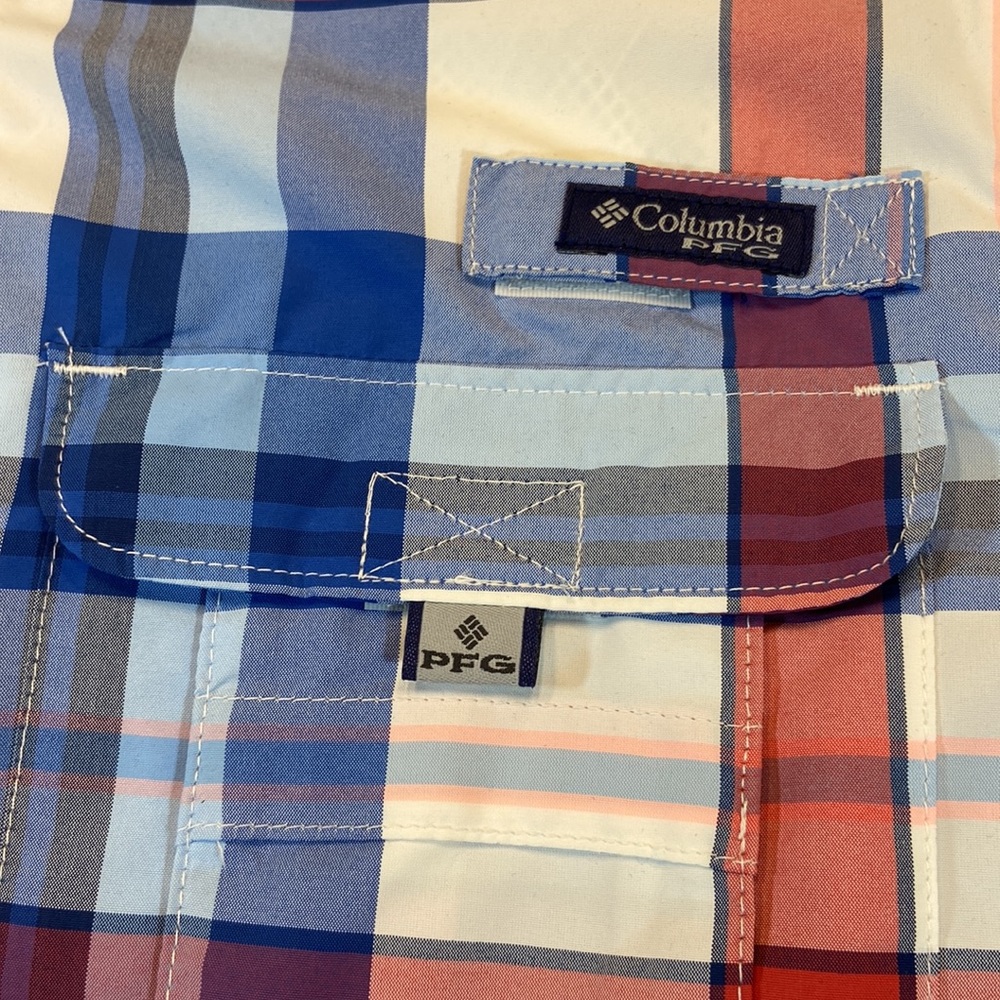 Columbia Super Bahama PFG Button Up. Large. Red, Blue & White Plaid. NWOT. - Picture 4 of 10